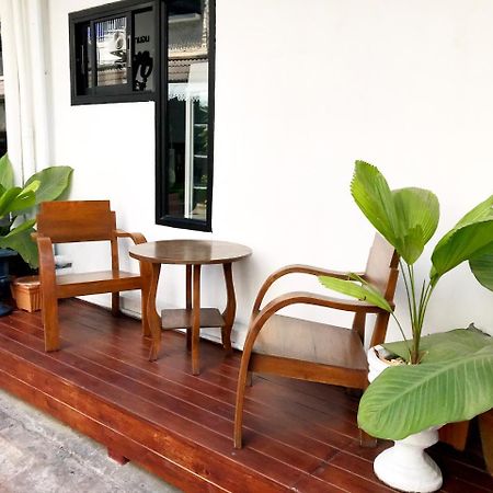 Manon Sleepeatdrink Bed & Breakfast Chiang Mai Luaran gambar