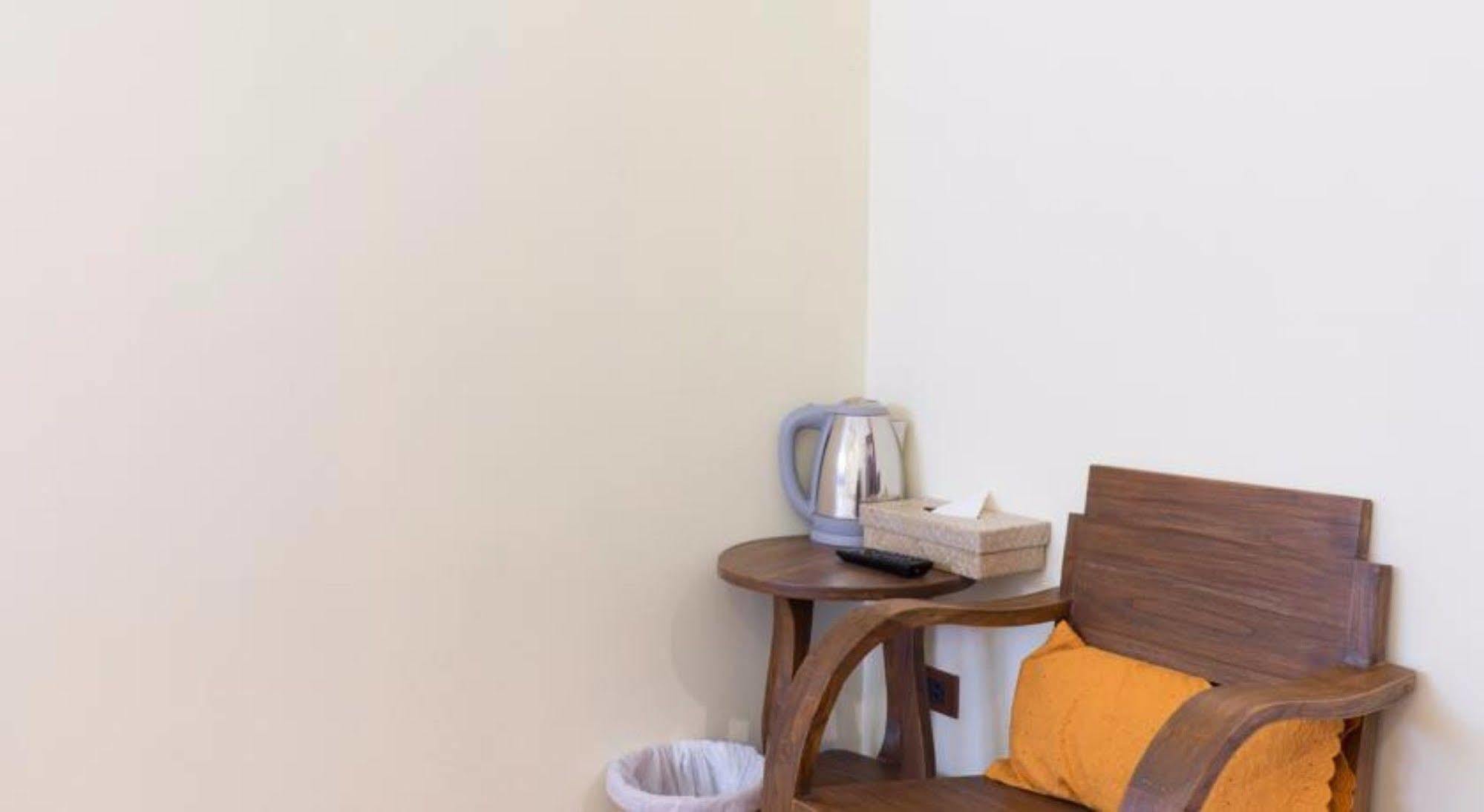 Manon Sleepeatdrink Bed & Breakfast Chiang Mai Luaran gambar