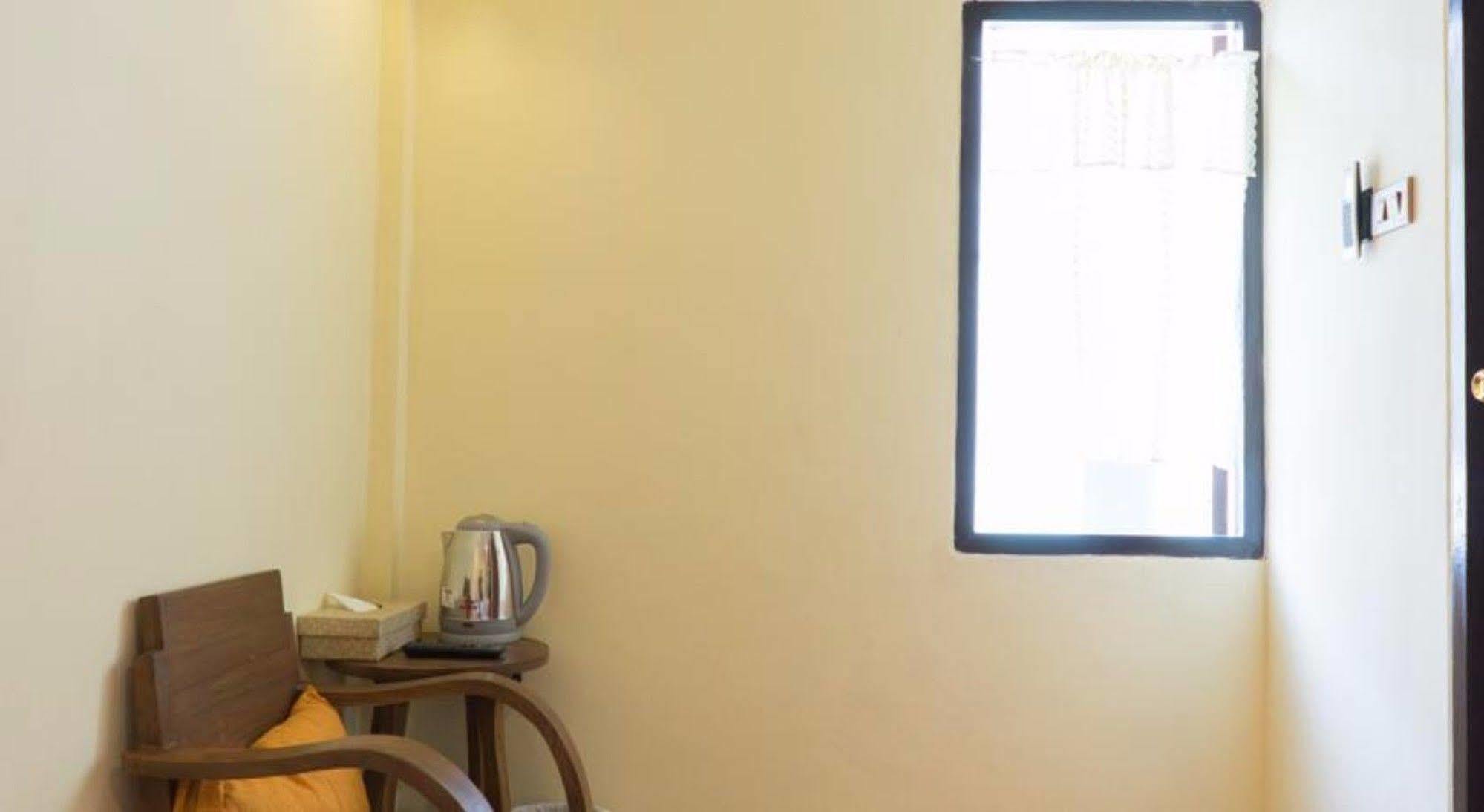 Manon Sleepeatdrink Bed & Breakfast Chiang Mai Luaran gambar